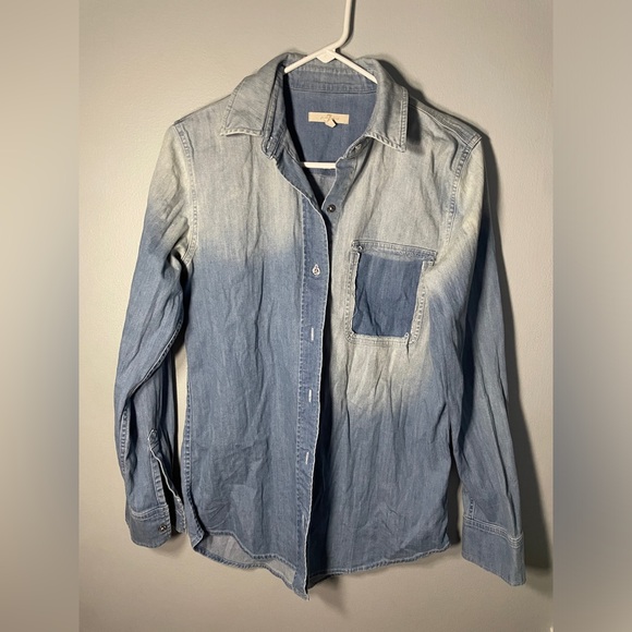 7 For All Mankind Tops - 7 For All Mankind Classic Ombré Chambray Button Down